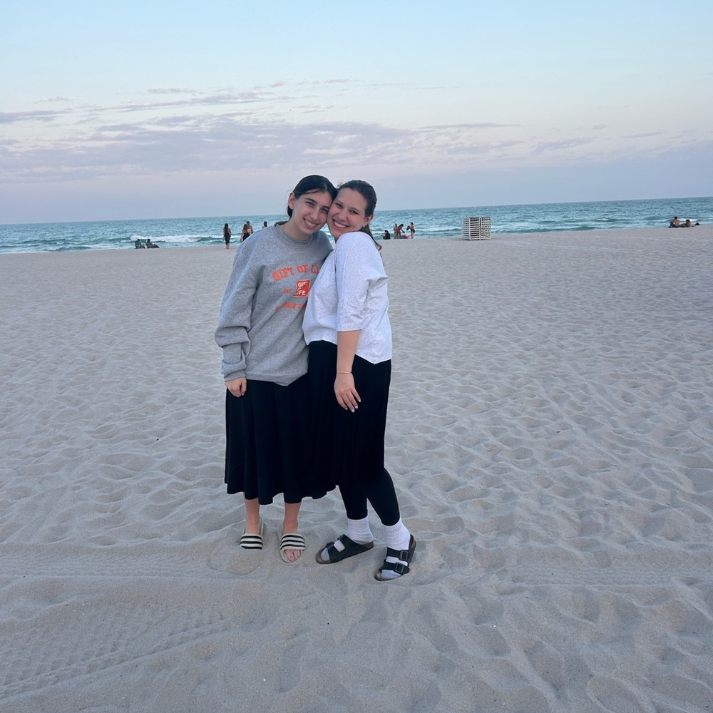 Meet your Posher, Shoshana